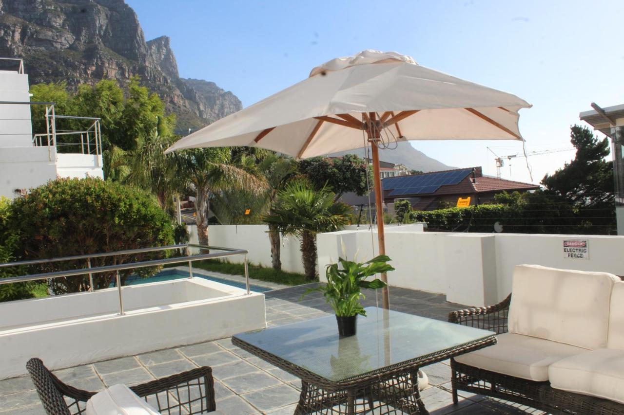 Cozy Camps Bay House With Mountain And Sea View Villa เคปทาวน์ ภายนอก รูปภาพ