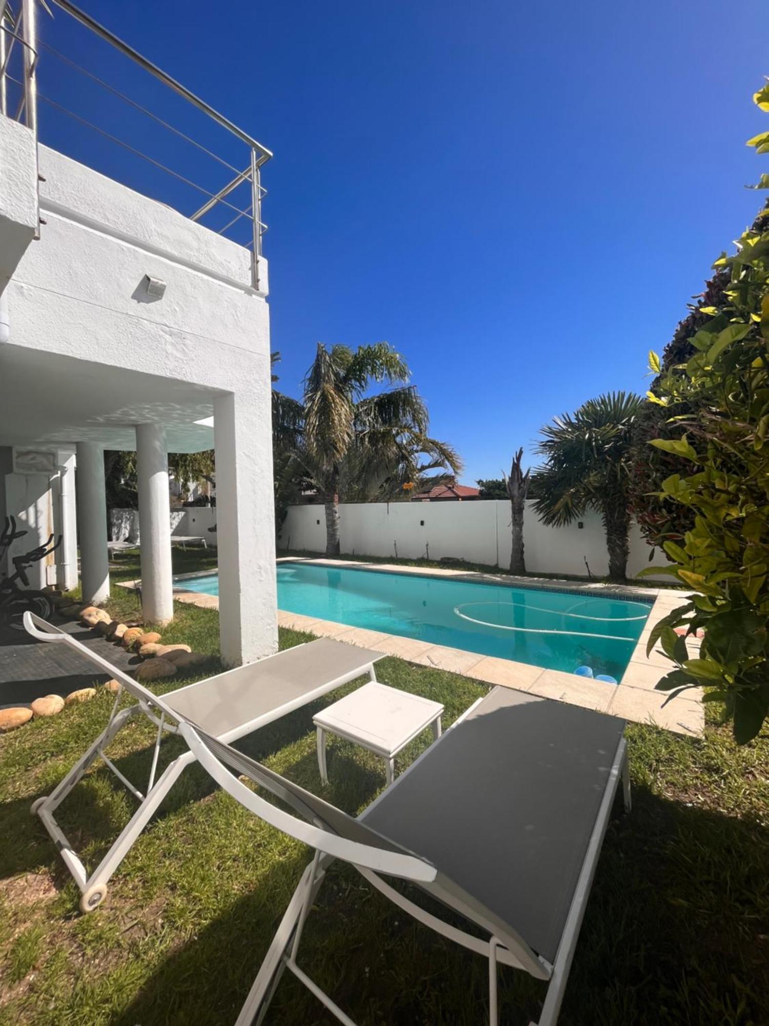 Cozy Camps Bay House With Mountain And Sea View Villa เคปทาวน์ ภายนอก รูปภาพ
