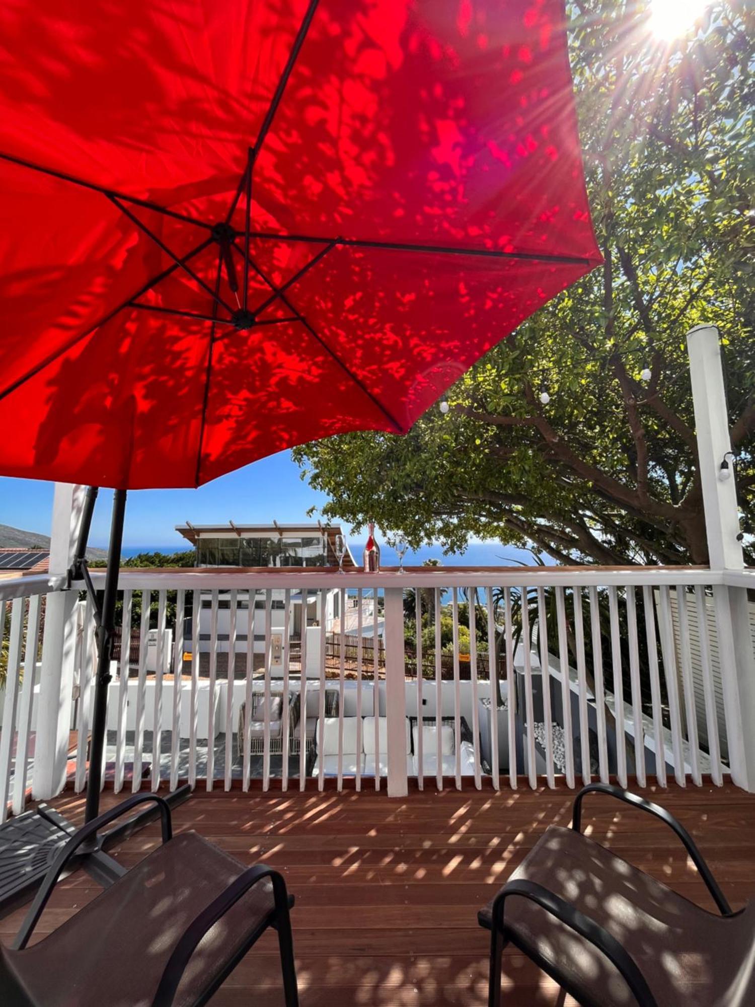 Cozy Camps Bay House With Mountain And Sea View Villa เคปทาวน์ ภายนอก รูปภาพ