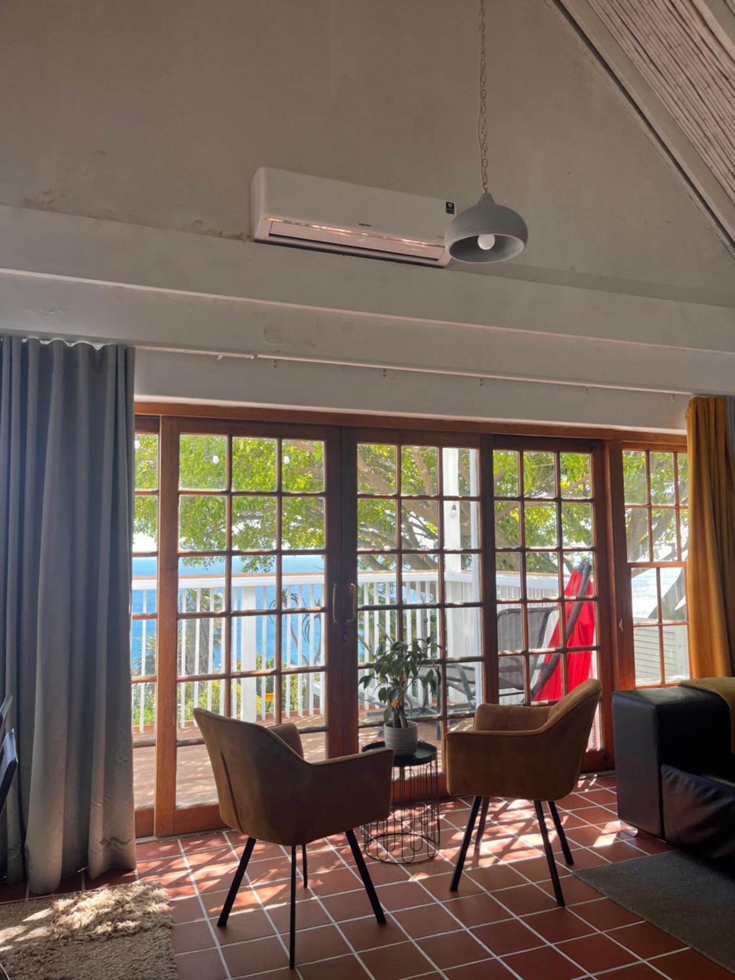 Cozy Camps Bay House With Mountain And Sea View Villa เคปทาวน์ ภายนอก รูปภาพ