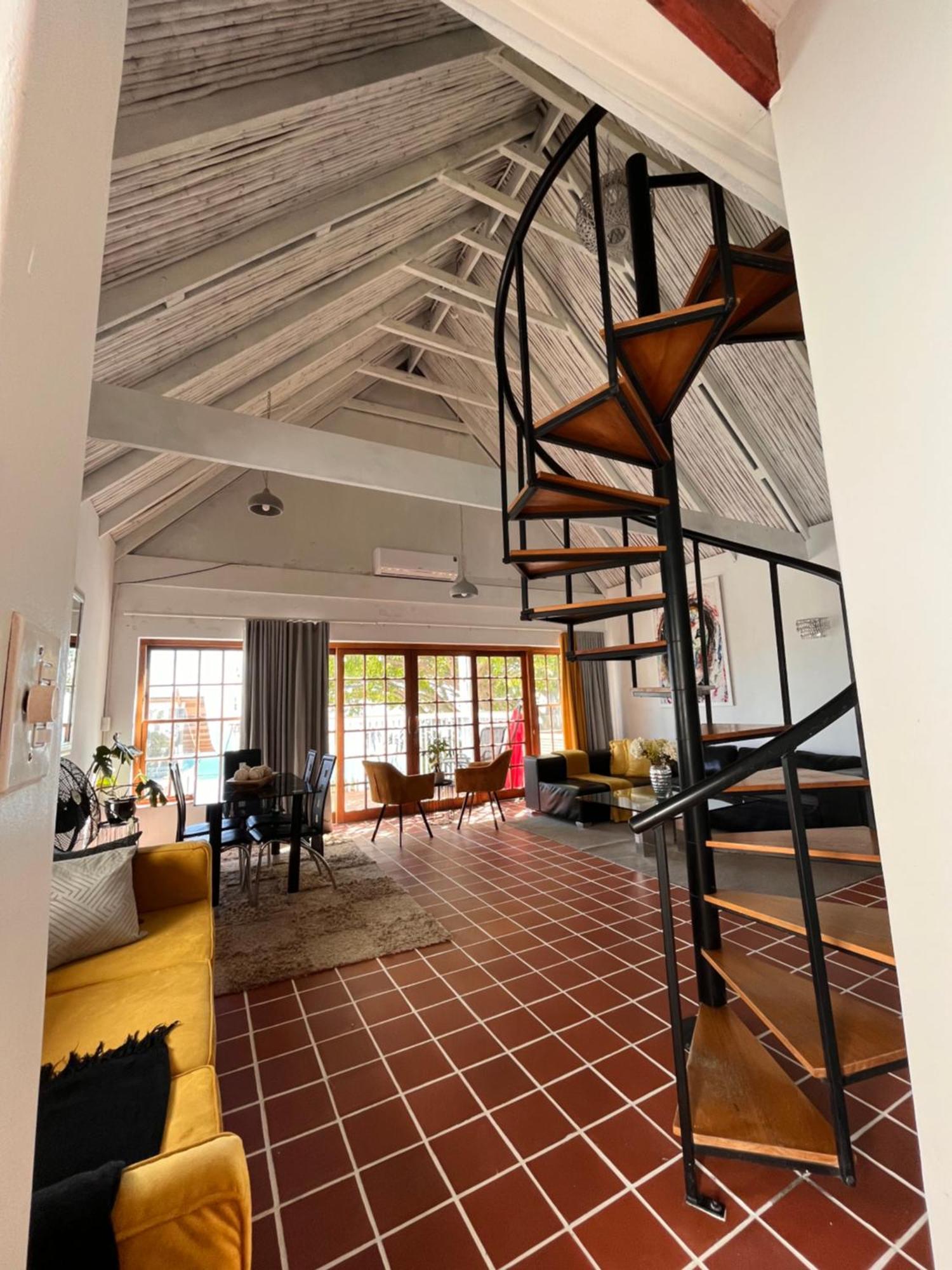 Cozy Camps Bay House With Mountain And Sea View Villa เคปทาวน์ ภายนอก รูปภาพ